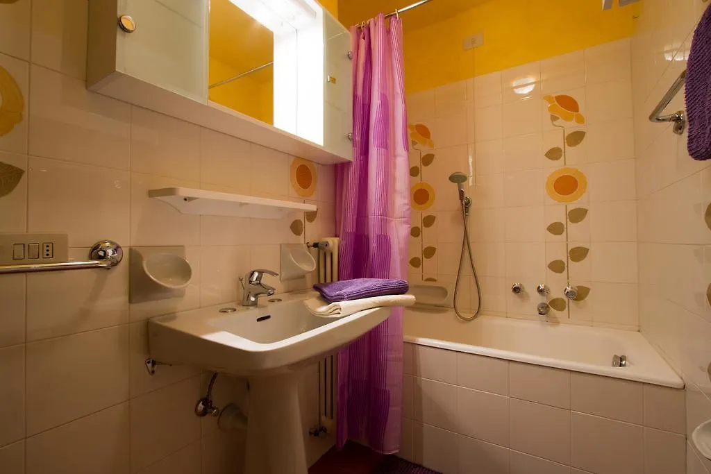 Ariete Apartments Livigno 0*,  Italy